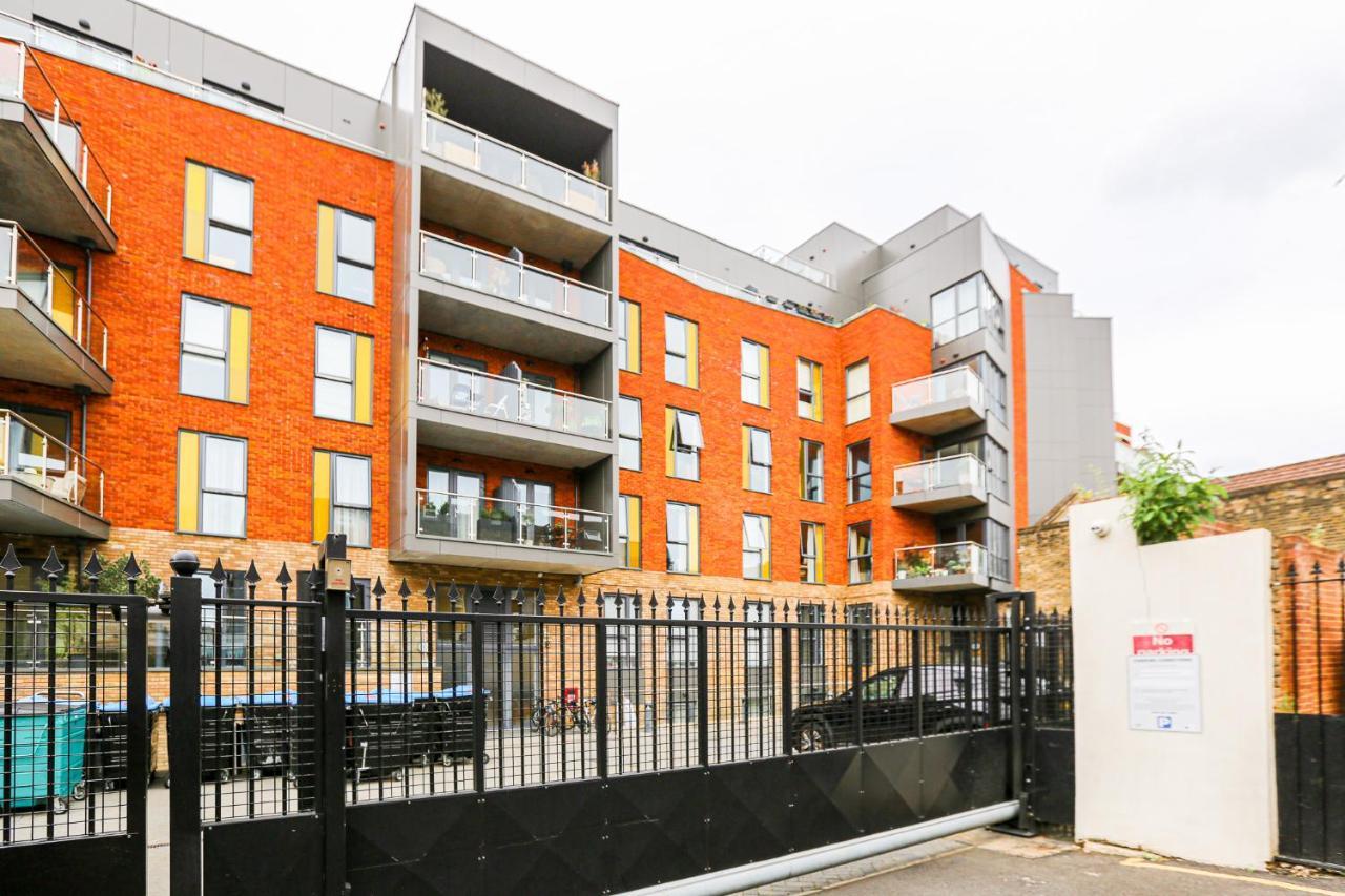Statera Apartments - City Terraces Лондон Экстерьер фото